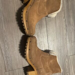 UGG Tan Suede boots with Wooden Heel